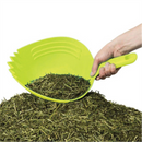 SKUPS Feed Scoop With Teeth - Raymonds Warehouse